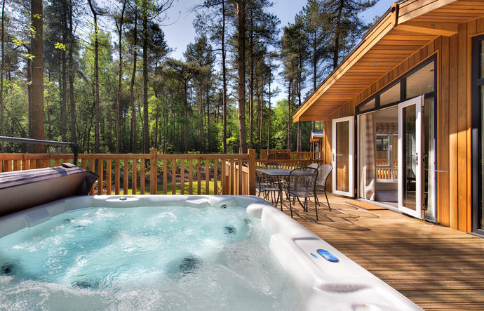 Luxury Lodges & Hot Tubs at Landal Darwin Forest