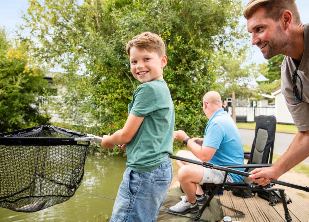  holidaying at Shorefield Country Park