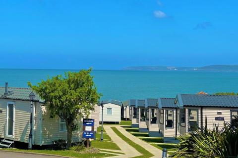 luxury caravans with sea views in Devon
