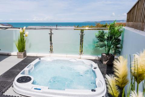 hot tub caravan holidays in Devon