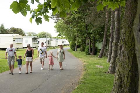 walking around the northumberland holiday park