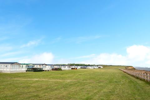beach side lodges and caravans in Suffolk at Broadland Sands Holiday Park