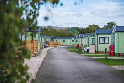 lake district caravan park with fishing lakes
