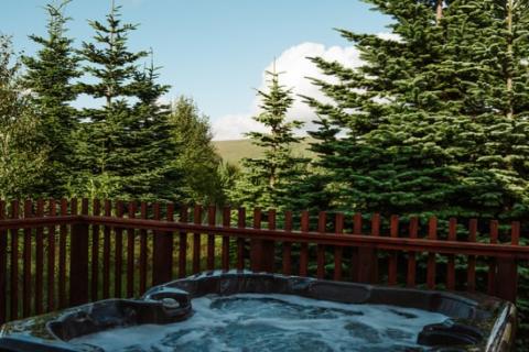 luxury lodges with hot tubs at Garwant in the Breccon Beacons