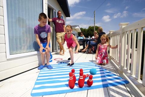 luxury caravans and lodges at Solent Breezes Holiday Park