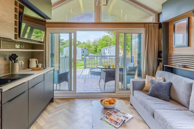 open plan luxury lodge