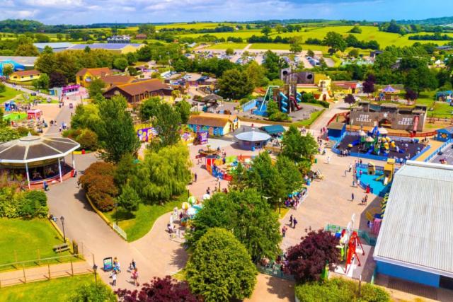 Crealy Fun park with access from Crealy Resort