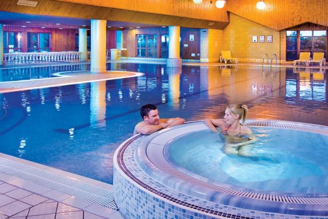 swimming pool at crowhurst holiday park in battle in sussex