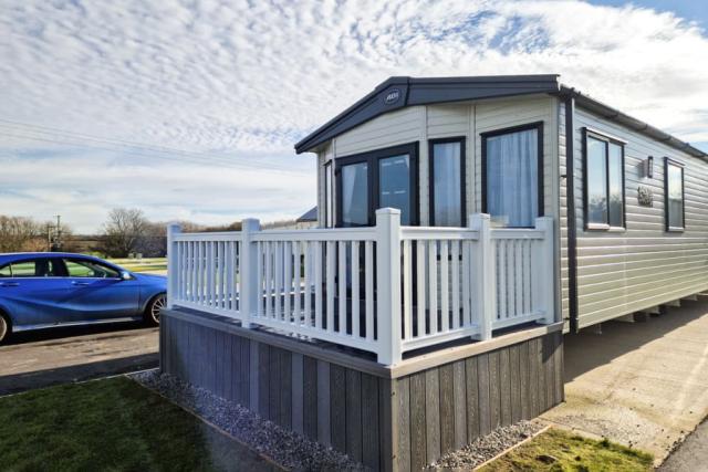 caravan holidays at perran heights holiday park near perranporth 