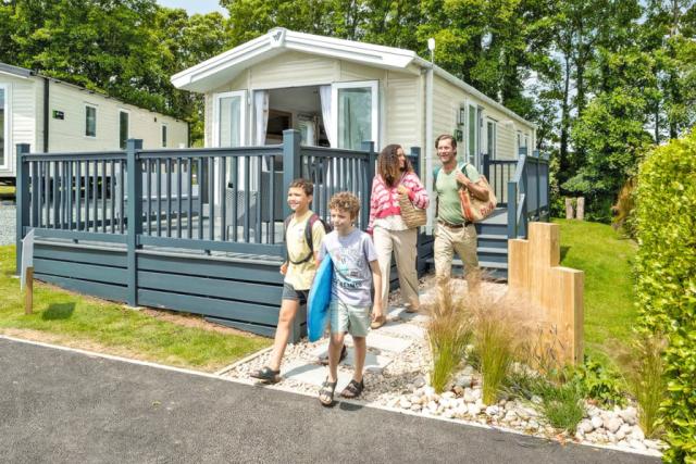 luxury caravans at silver sands holiday park in cornwall