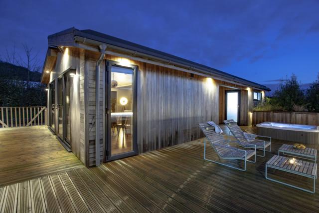 luxury lodges, strawberryfield park glamping, somerset