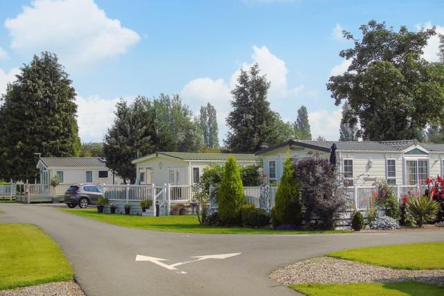 luxury caravans with private decking chester