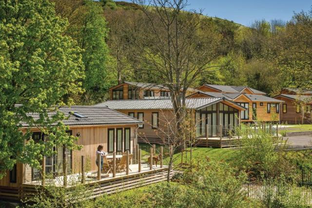 luxury lodge holiday at views from a lodge at osmington mills lodge park in dorset