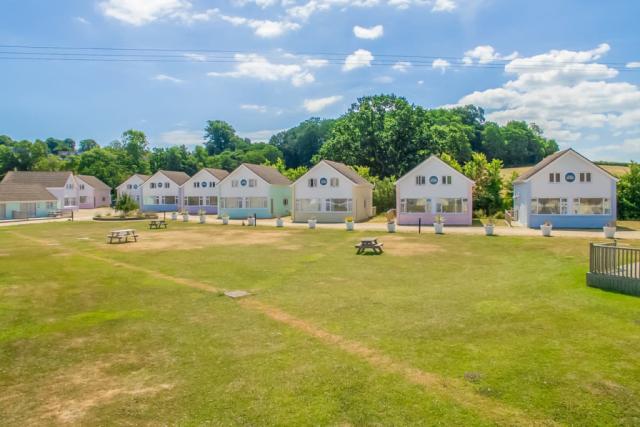 cottage stays at saltern village isle of wight 