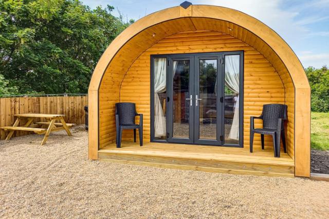 contemporay glamping pos holidays at sandy park crimdon 