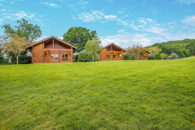 holiday lodges at woodside lodges country park in ledbury