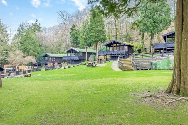  brockwood hall lodges in cumbria