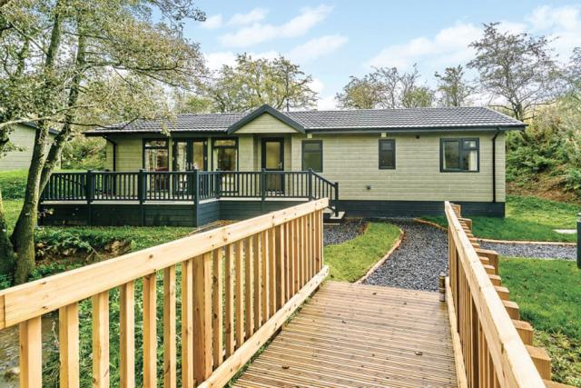 keswick reach lodge retreat