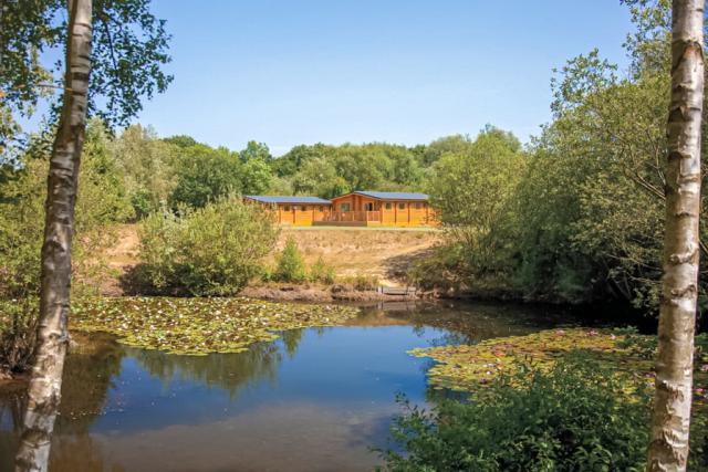 langmere lakes lodges in norfolk