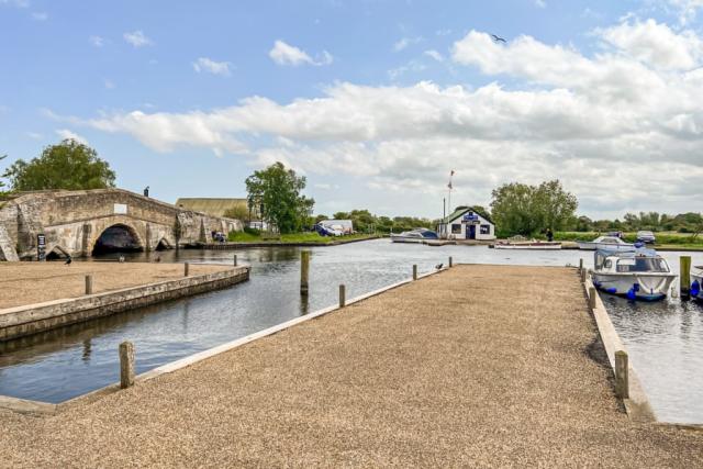 boating at norfolk broads country park in potter heigham