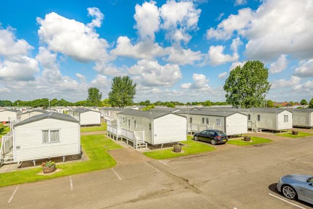 caravan breaks at north shore holiday park
