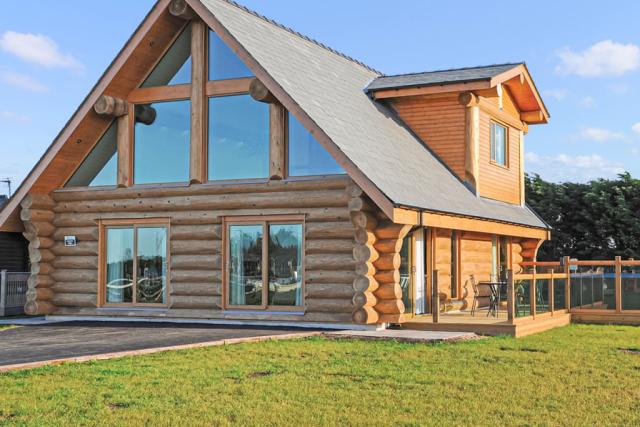 modern lodge holidays at at ream holiday park 