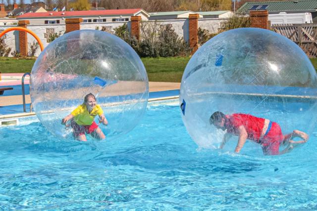 activities at searles leisure resort near hunstanton