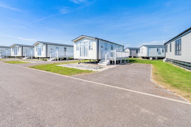 caravan breaks at skegness fields holiday park