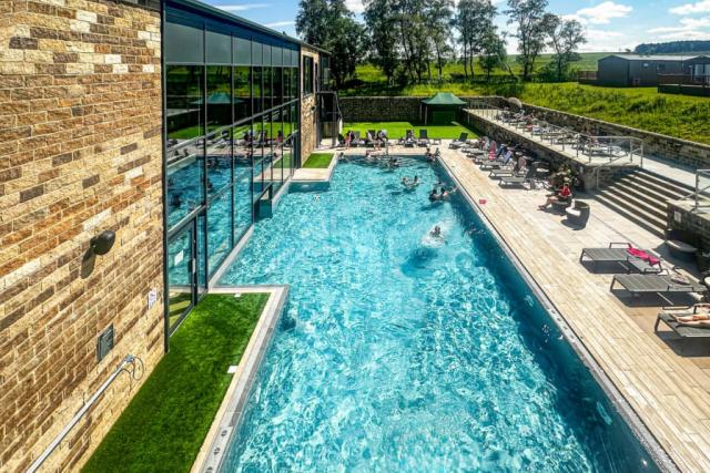 pool at wild rose holiday park 