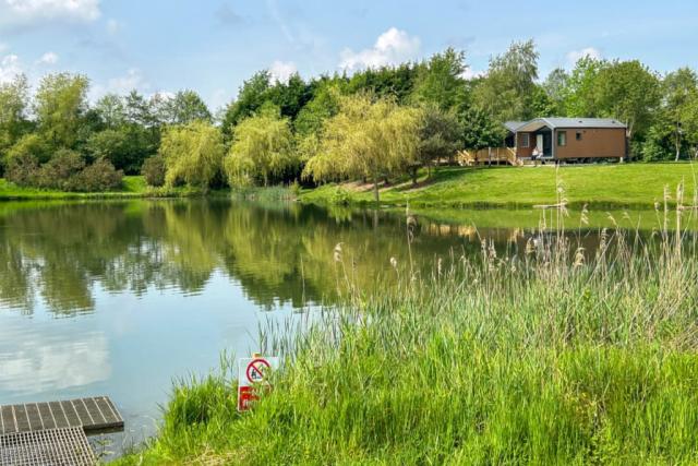 fishing at at wold view country park in caistor