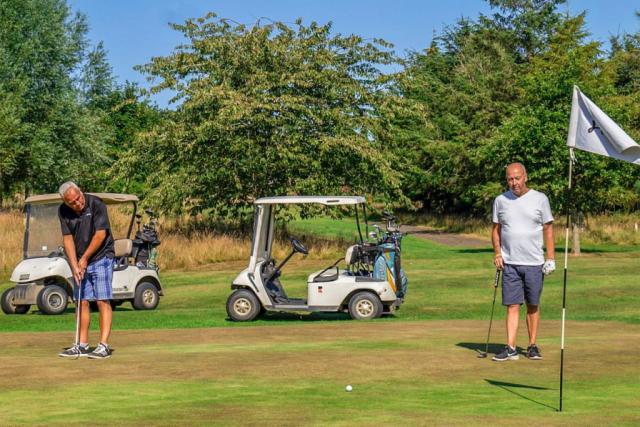 golf breaks at percy wood country park