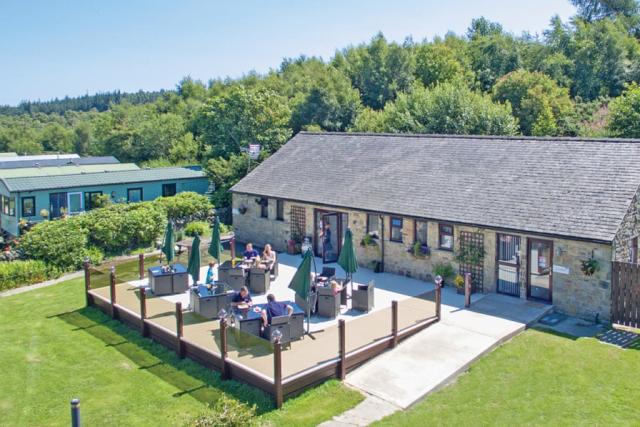 bar and restaurant at springhouse country park 