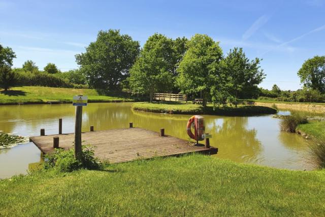 fishing breaks at yaxham waters holiday park near dereham