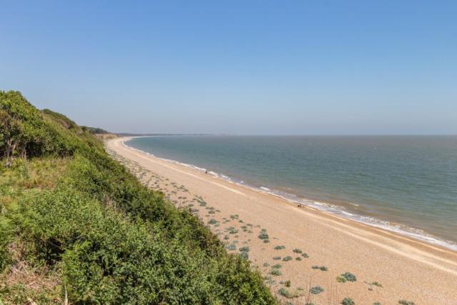 beach at cliff house holiday park near dunwich