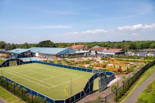 outdoor facilities at naish holiday park near hampshire