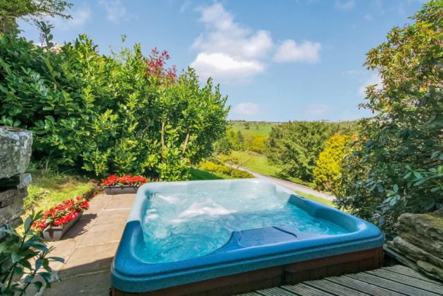 hot tub breaks at faweather grange lodges in yorkshire