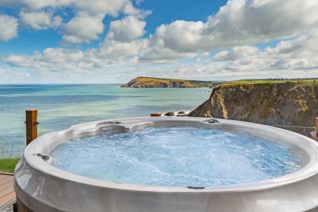 hot tub breaks at fishguard bay resort in pembrokeshire