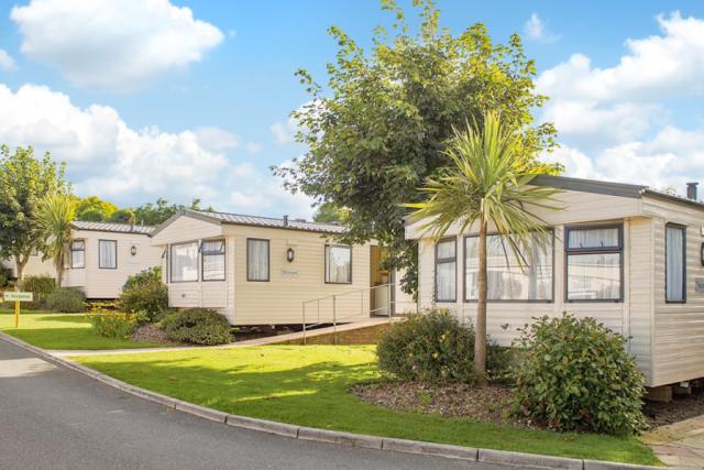 fishguard holiday park in pembrokeshire