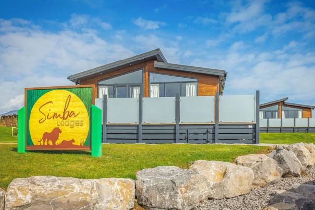 luxury lodge stays at folly farm holiday park in kilgetty
