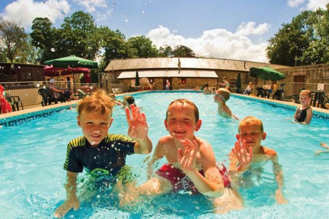 outdoor swimming pool at grondre holiday park near narberth