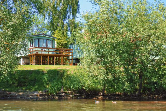 weir holiday park near york