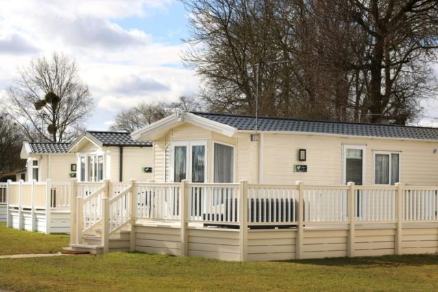 caravan holidays at Cakes and Ale Holiday Park