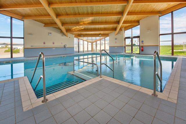 indoor swimming pool at gimblet rock holiday park in pwllheli