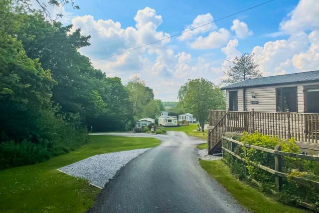 new park landshipping holiday park in narberth