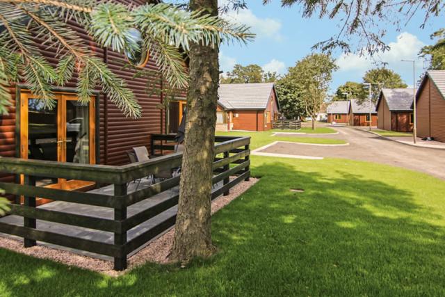 lodge holidays at st andrews forest lodges in kincaple
