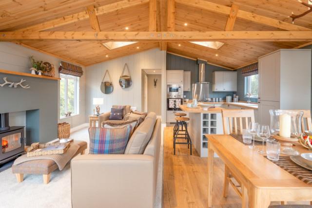 lodge stays at thirlestane woodland lodges in lauder