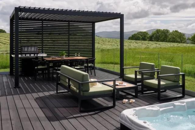 luxury lodges for hot tub holidays in Penrith at Whitbarrow