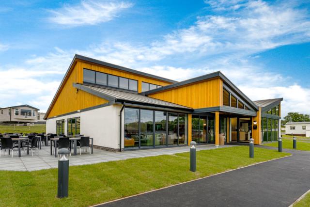 bar and restaurant at coldingham bay holiday park in coldingham, berwickshire