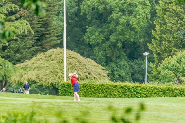 playgin golf on holiday at Kenwick Woods Lodge Resort