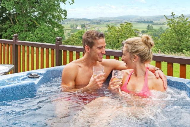 hot tub breaks at nunland hillside lodges in dumfries and galloway 